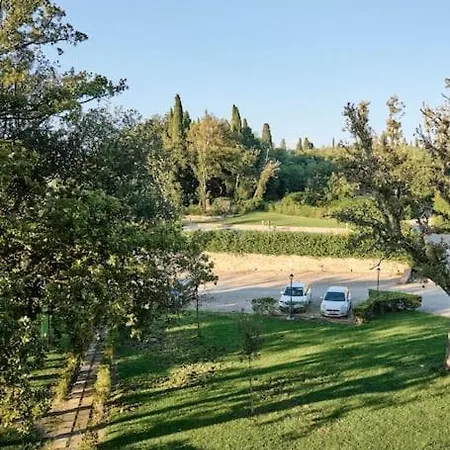 In Storica Con Parco E Piscina *