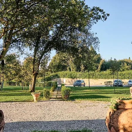 Apartment In Storica Con Parco E Piscina *